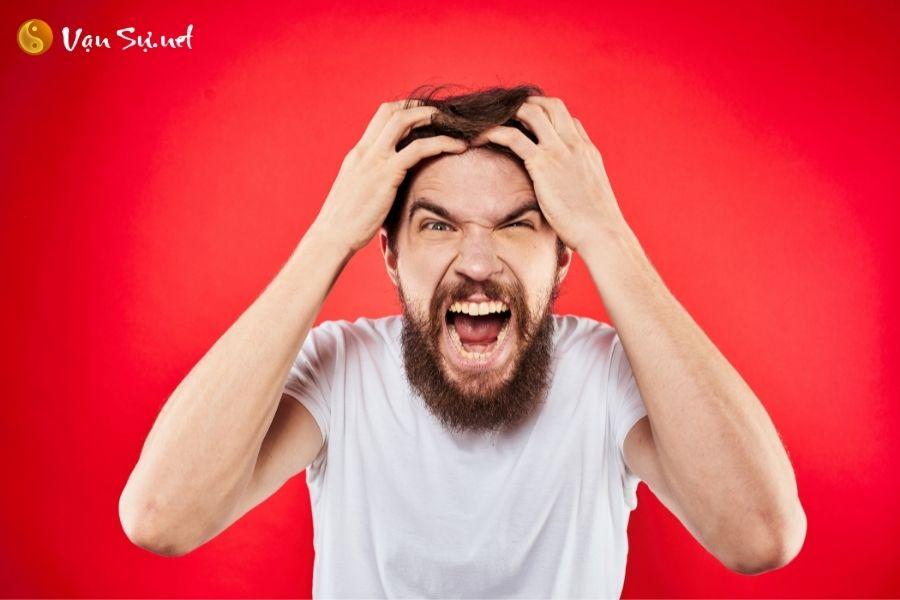 Nằm Mơ Thấy Người Yêu Cũ Đánh Đề Con Gì?