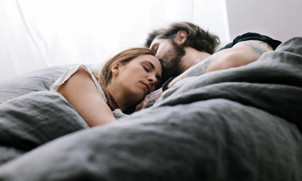 Giấc mơ ngoại tình bị phát hiện và cảm giác tội lỗi